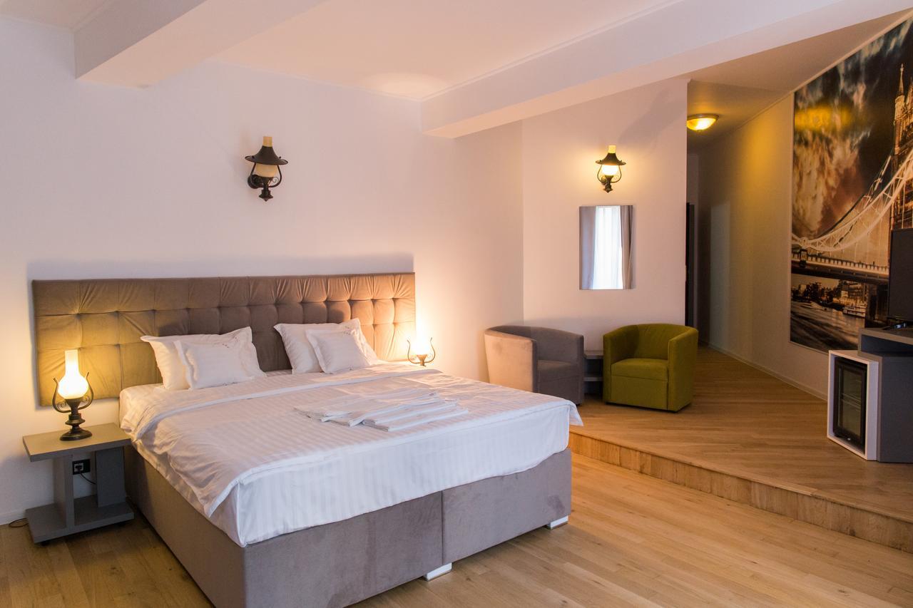 Ambra Boutique Hotel & Bistro Constanta Exterior photo
