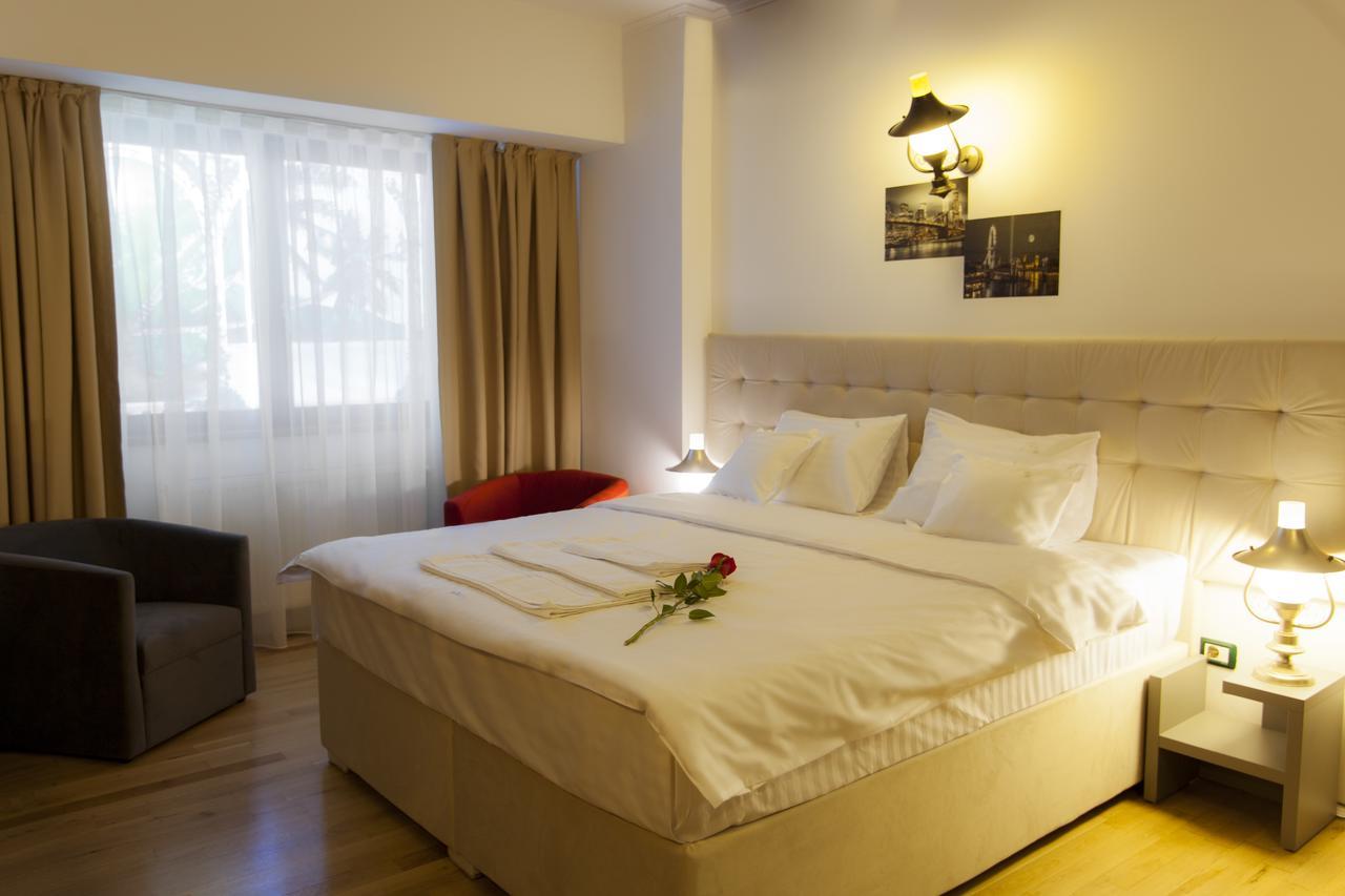 Ambra Boutique Hotel & Bistro Constanta Exterior photo