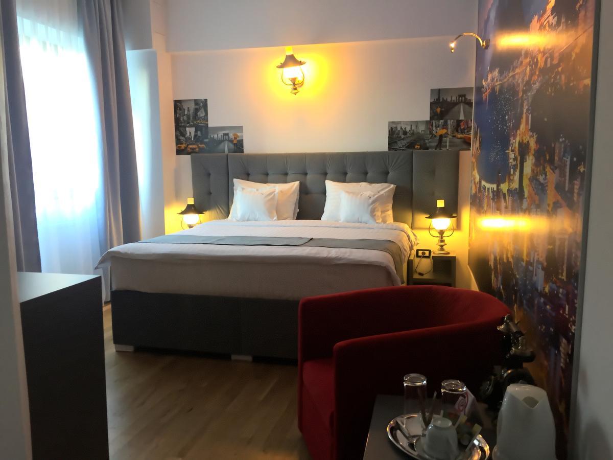 Ambra Boutique Hotel & Bistro Constanta Exterior photo